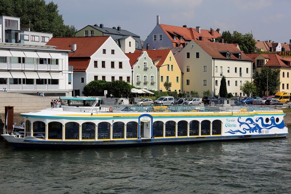 Trauung auf dem Schiff - Außenansicht