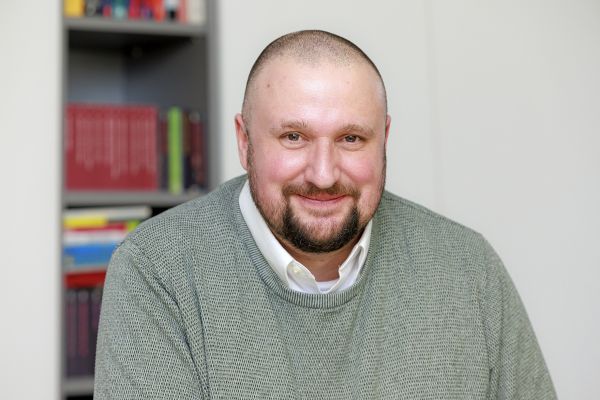 Porträt: Dr. Marco Hildebrand Merk