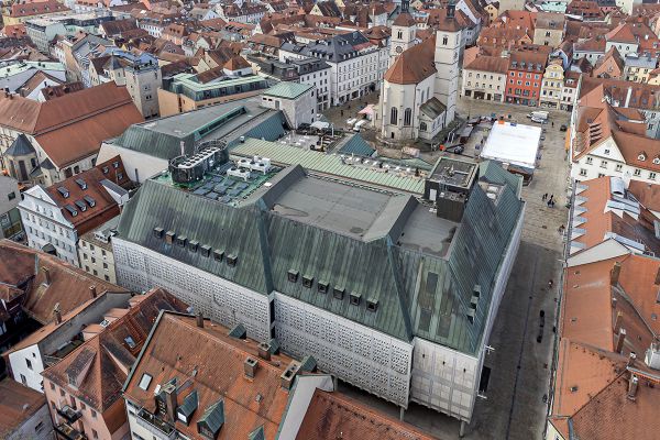 Fotografie - Blick auf ehemaliges Kaufhof-Gebäude von oben