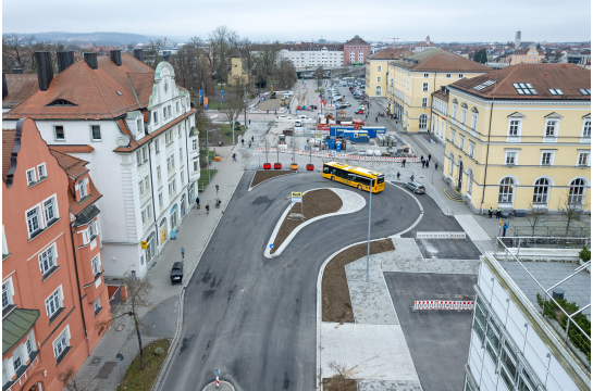 Der neue Wendehammer in Form einer halben Schleife ermöglicht Bussen wie Autos ein einfaches umdrehen. 