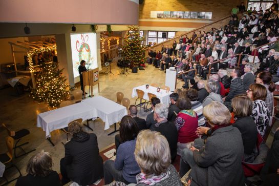 Weihnachtsbasar Aula