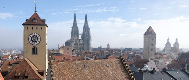 Fotografie - Dächerblick - Rathausturm und Dom